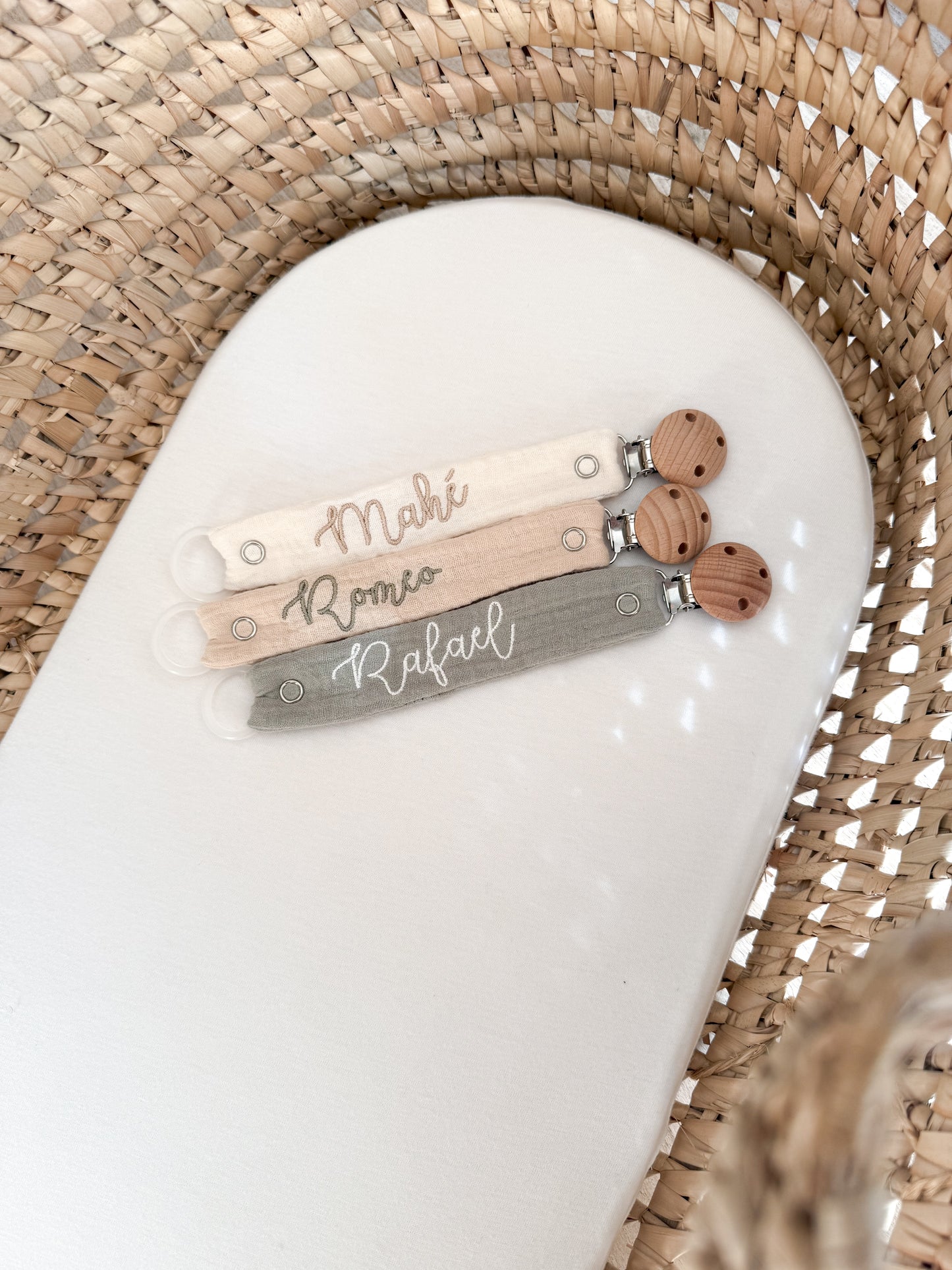 Attache-tétine CREME