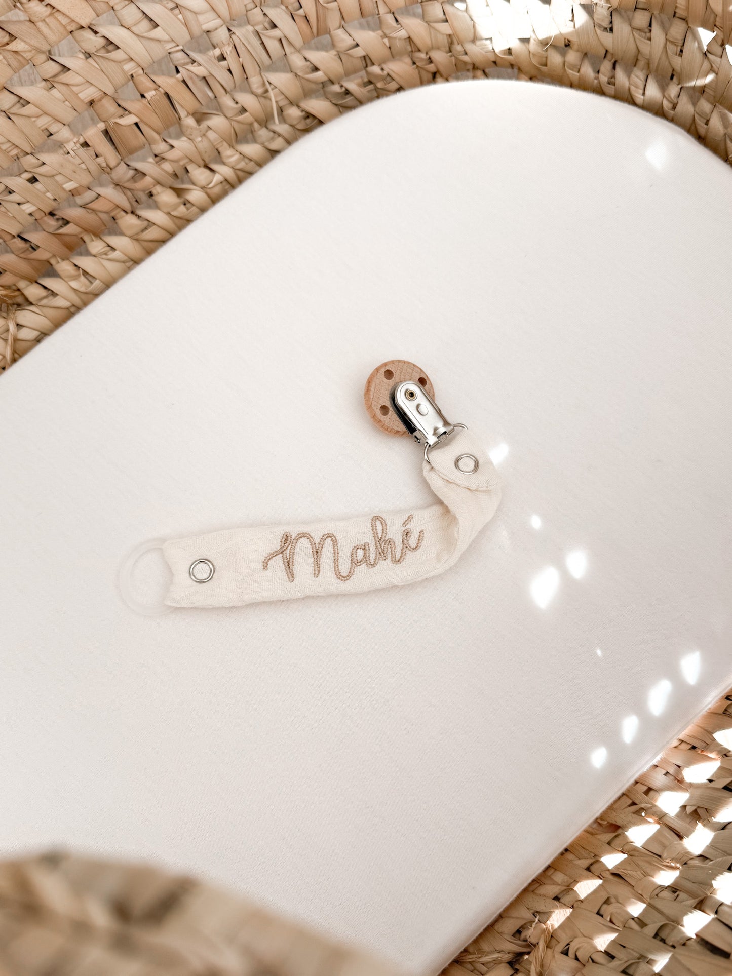 Attache-tétine CREME