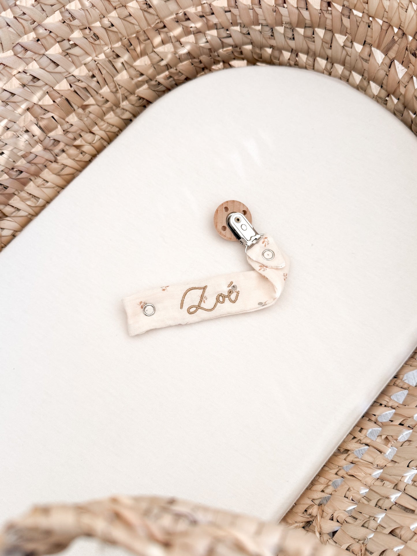 Attache-tétine MYRTILLE