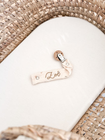 Attache-tétine MYRTILLE